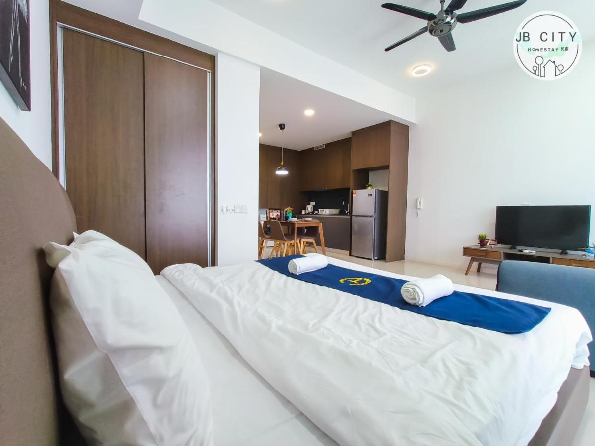Grand Medini Suites By Rr Jbcity Nusajaya  Exterior foto